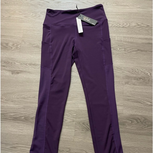 NWT - New Cali Active joggers - beautiful purple color size M - Picture 3 of 3